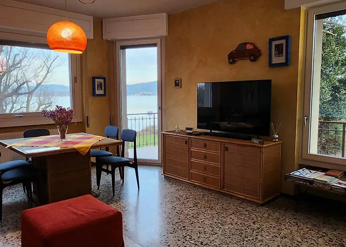 A Colazione Pranzo E Cena Dormelletto